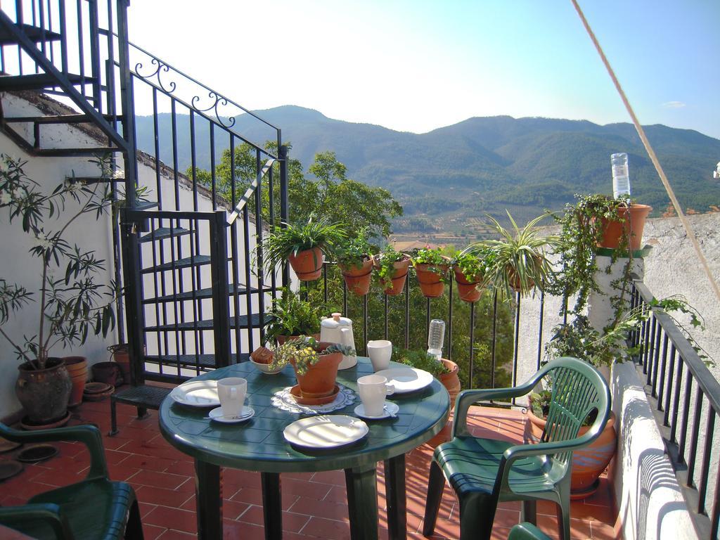 오르노스 La Casa De La Abuela Clotilde 게스트하우스 객실 사진