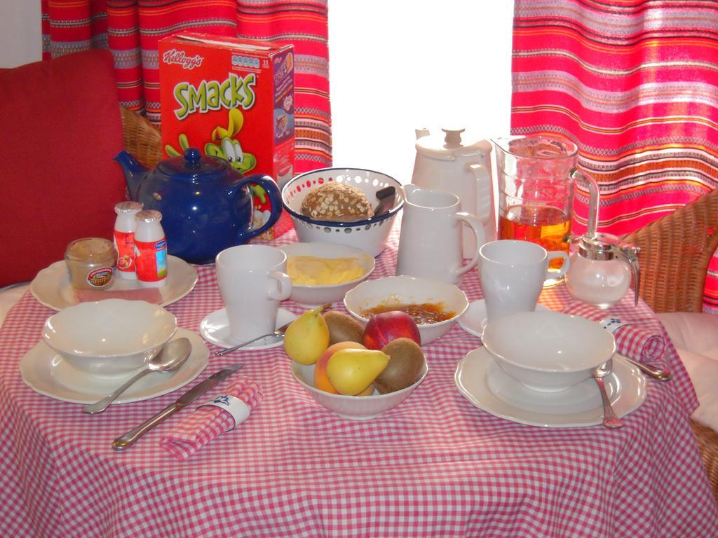 오르노스 La Casa De La Abuela Clotilde 게스트하우스 외부 사진