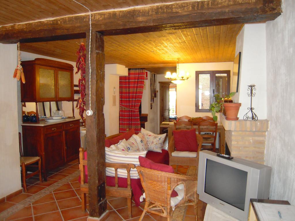 오르노스 La Casa De La Abuela Clotilde 게스트하우스 외부 사진