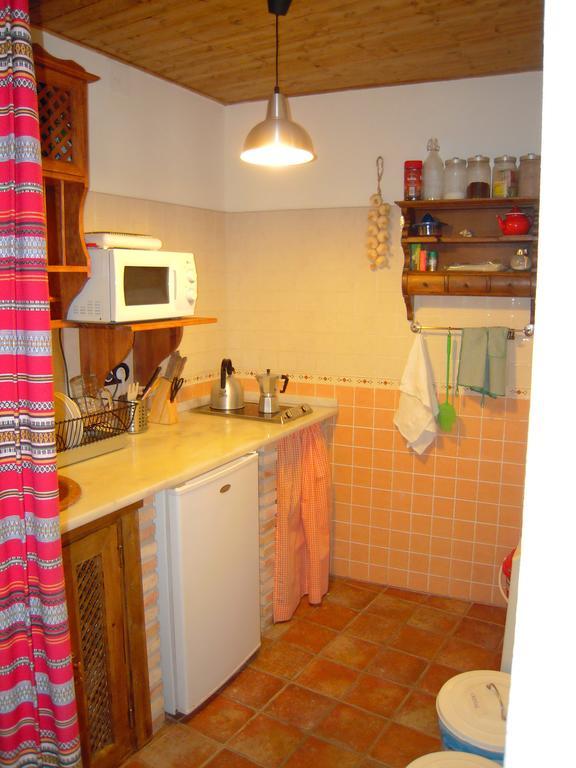오르노스 La Casa De La Abuela Clotilde 게스트하우스 외부 사진